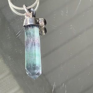 Elegant Silver and Green Crystal Pendant Necklace